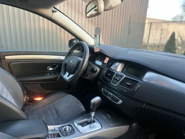 Черный Рено Лагуна, объемом двигателя 2 л и пробегом 190 тыс. км за 9000 $, фото 5 на Automoto.ua