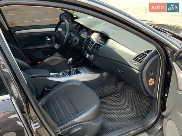 Рено Лагуна 2013 в Ровно на Automoto.ua Черный Рено Лагуна, объемом двигателя 2 л и пробегом 280 тыс. км за 7000 $, фото 1 на Automoto.ua
