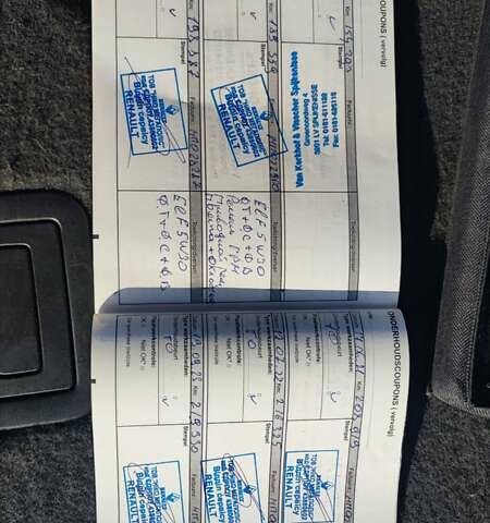 Чорний Рено Лагуна, об'ємом двигуна 1.5 л та пробігом 226 тис. км за 10200 $, фото 48 на Automoto.ua