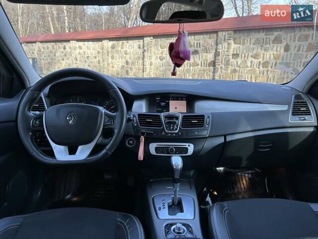 Чорний Рено Лагуна, об'ємом двигуна 1.46 л та пробігом 242 тис. км за 6750 $, фото 35 на Automoto.ua