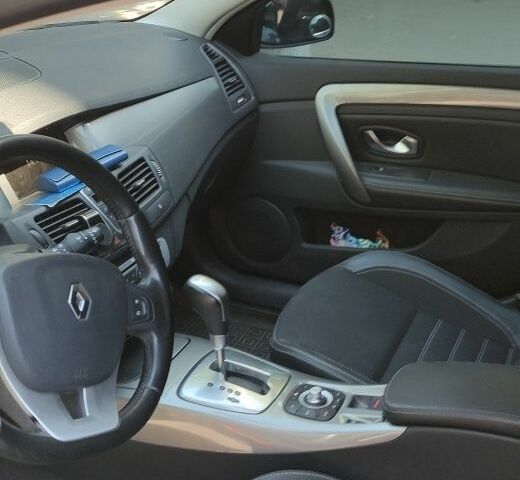 Чорний Рено Лагуна, об'ємом двигуна 1.5 л та пробігом 270 тис. км за 7200 $, фото 2 на Automoto.ua