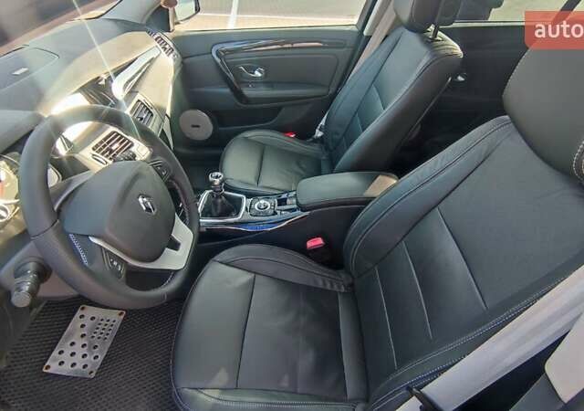 Чорний Рено Лагуна, об'ємом двигуна 1.5 л та пробігом 226 тис. км за 10200 $, фото 26 на Automoto.ua