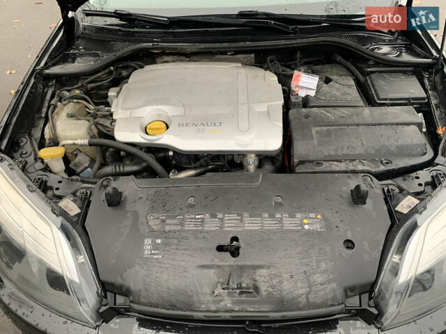 Рено Лагуна 2013 в Ровно на Automoto.ua Черный Рено Лагуна, объемом двигателя 2 л и пробегом 280 тыс. км за 7000 $, фото 7 на Automoto.ua