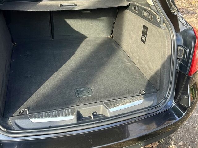 Черный Рено Лагуна, объемом двигателя 1.5 л и пробегом 190 тыс. км за 8300 $, фото 12 на Automoto.ua