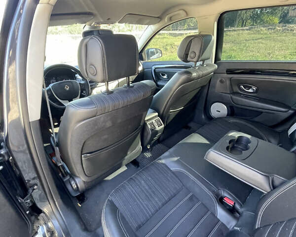 Черный Рено Лагуна, объемом двигателя 2.02 л и пробегом 307 тыс. км за 8500 $, фото 23 на Automoto.ua