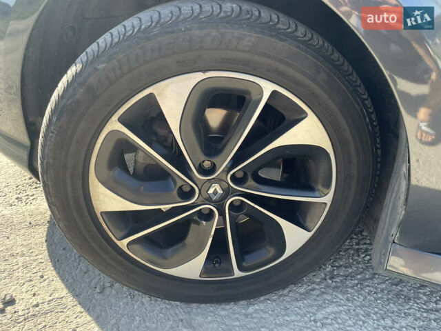 Черный Рено Лагуна, объемом двигателя 2.02 л и пробегом 307 тыс. км за 8500 $, фото 10 на Automoto.ua