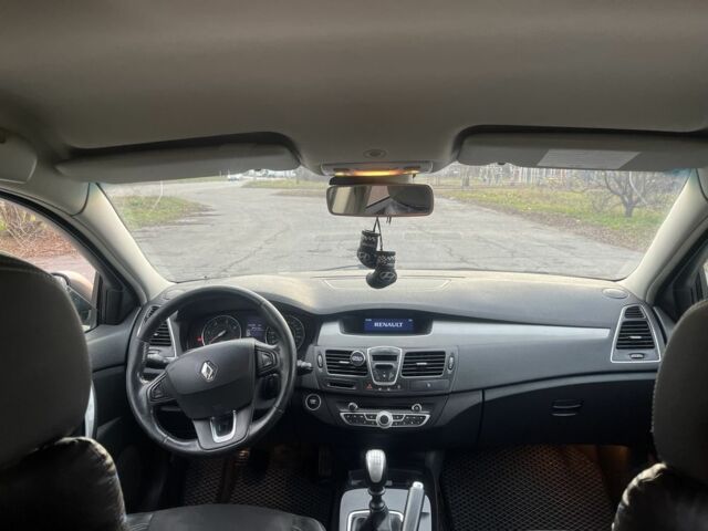 Чорний Рено Лагуна, об'ємом двигуна 1.5 л та пробігом 289 тис. км за 7750 $, фото 13 на Automoto.ua