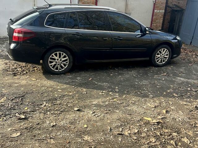 Черный Рено Лагуна, объемом двигателя 1.5 л и пробегом 190 тыс. км за 8300 $, фото 4 на Automoto.ua