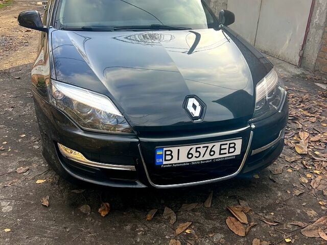 Черный Рено Лагуна, объемом двигателя 1.5 л и пробегом 190 тыс. км за 8300 $, фото 5 на Automoto.ua