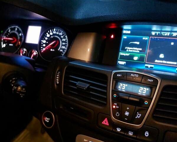 Черный Рено Лагуна, объемом двигателя 2 л и пробегом 233 тыс. км за 12200 $, фото 10 на Automoto.ua