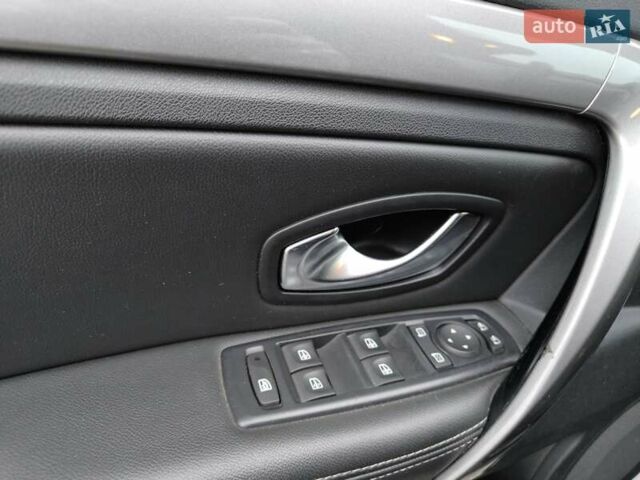 Черный Рено Лагуна, объемом двигателя 1.5 л и пробегом 230 тыс. км за 9500 $, фото 21 на Automoto.ua