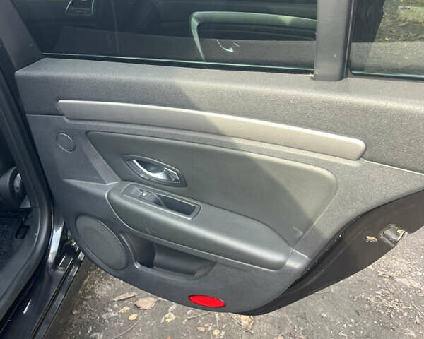 Черный Рено Лагуна, объемом двигателя 1.46 л и пробегом 190 тыс. км за 8400 $, фото 8 на Automoto.ua