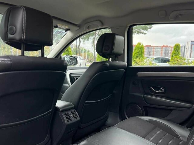 Черный Рено Лагуна, объемом двигателя 1.5 л и пробегом 370 тыс. км за 8700 $, фото 18 на Automoto.ua