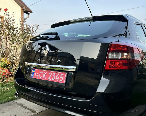 Черный Рено Лагуна, объемом двигателя 2 л и пробегом 224 тыс. км за 9250 $, фото 3 на Automoto.ua
