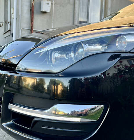 Черный Рено Лагуна, объемом двигателя 2 л и пробегом 224 тыс. км за 9250 $, фото 11 на Automoto.ua