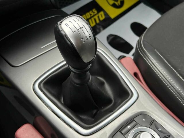 Черный Рено Лагуна, объемом двигателя 1.5 л и пробегом 370 тыс. км за 8700 $, фото 15 на Automoto.ua