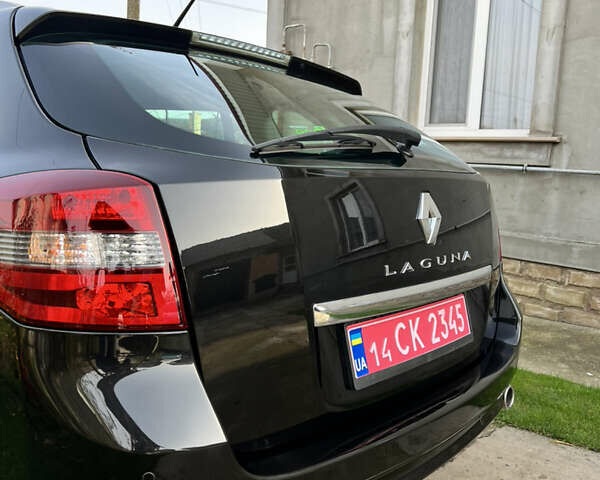 Черный Рено Лагуна, объемом двигателя 2 л и пробегом 224 тыс. км за 9250 $, фото 4 на Automoto.ua