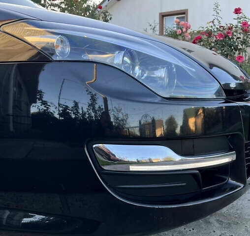 Черный Рено Лагуна, объемом двигателя 2 л и пробегом 224 тыс. км за 9250 $, фото 9 на Automoto.ua