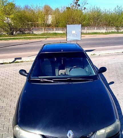 Чорний Рено Лагуна, об'ємом двигуна 2 л та пробігом 310 тис. км за 2200 $, фото 7 на Automoto.ua