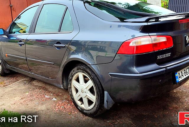 Черный Рено Лагуна, объемом двигателя 2 л и пробегом 352 тыс. км за 3100 $, фото 2 на Automoto.ua