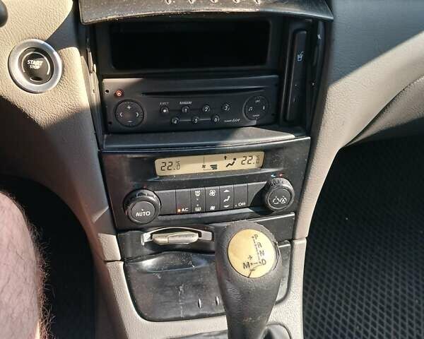 Чорний Рено Лагуна, об'ємом двигуна 1.78 л та пробігом 330 тис. км за 3000 $, фото 7 на Automoto.ua