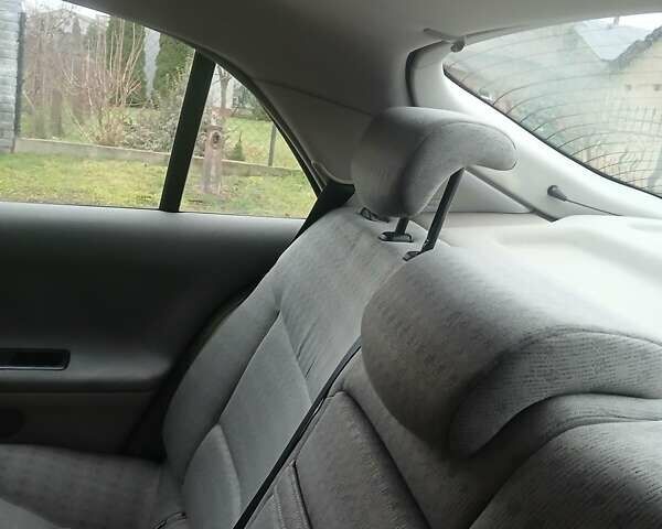 Черный Рено Лагуна, объемом двигателя 1.6 л и пробегом 224 тыс. км за 4900 $, фото 16 на Automoto.ua