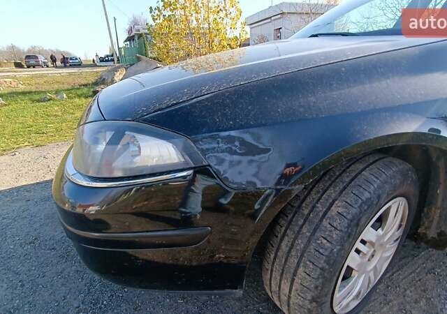Рено Лагуна 2006 в Мурованные куриловцы на Automoto.ua Черный Рено Лагуна, объемом двигателя 1.6 л и пробегом 119 тыс. км за 4767 $, фото 17 на Automoto.ua