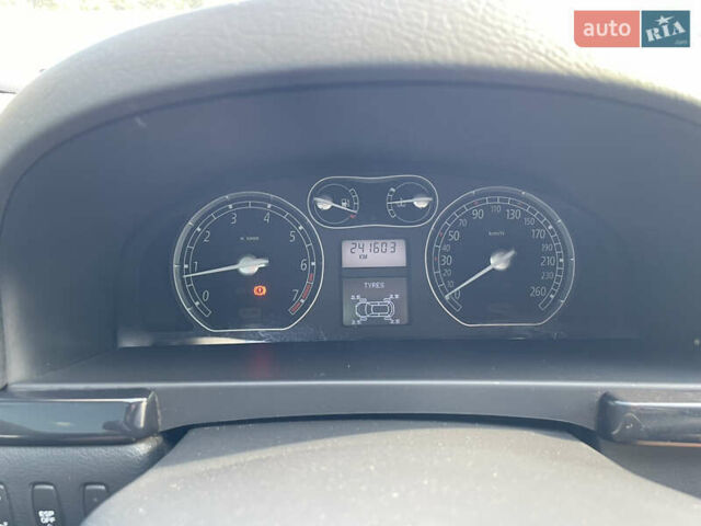 Рено Лагуна 2006 в Лебедине на Automoto.ua Черный Рено Лагуна, объемом двигателя 2 л и пробегом 245 тыс. км за 4699 $, фото 8 на Automoto.ua