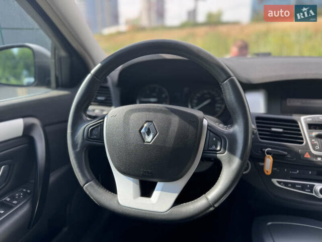 Черный Рено Лагуна, объемом двигателя 2 л и пробегом 274 тыс. км за 7300 $, фото 21 на Automoto.ua