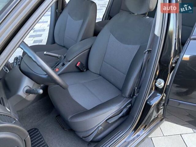 Черный Рено Лагуна, объемом двигателя 1.6 л и пробегом 99 тыс. км за 5300 $, фото 18 на Automoto.ua