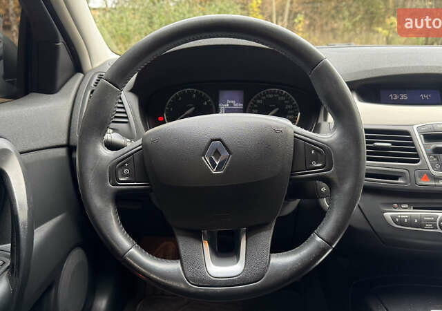 Рено Лагуна 2007 в Хмельницком на Automoto.ua Черный Рено Лагуна, объемом двигателя 2 л и пробегом 329 тыс. км за 5750 $, фото 13 на Automoto.ua