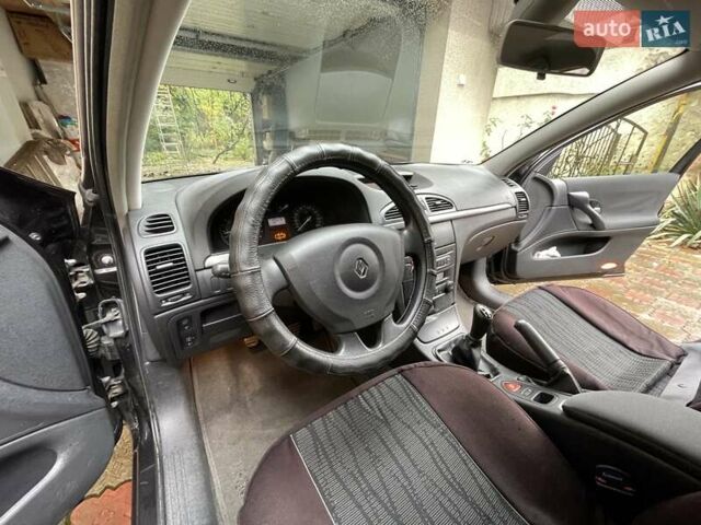 Чорний Рено Лагуна, об'ємом двигуна 1.6 л та пробігом 99 тис. км за 6800 $, фото 17 на Automoto.ua