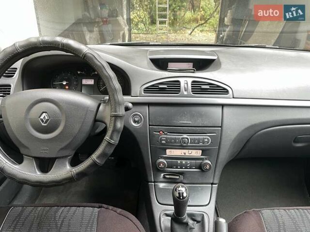 Чорний Рено Лагуна, об'ємом двигуна 1.6 л та пробігом 99 тис. км за 6800 $, фото 22 на Automoto.ua