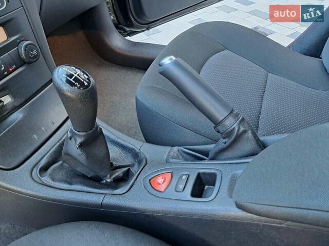 Черный Рено Лагуна, объемом двигателя 1.6 л и пробегом 99 тыс. км за 5300 $, фото 33 на Automoto.ua