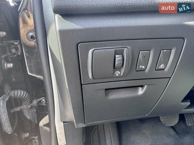 Черный Рено Лагуна, объемом двигателя 2 л и пробегом 274 тыс. км за 7300 $, фото 29 на Automoto.ua