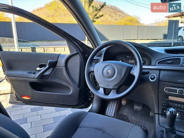 Черный Рено Лагуна, объемом двигателя 1.6 л и пробегом 99 тыс. км за 5300 $, фото 27 на Automoto.ua