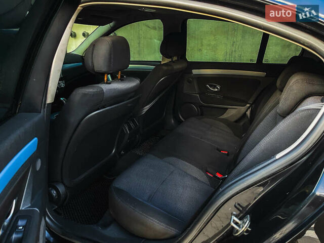 Черный Рено Лагуна, объемом двигателя 1.46 л и пробегом 423 тыс. км за 5800 $, фото 8 на Automoto.ua