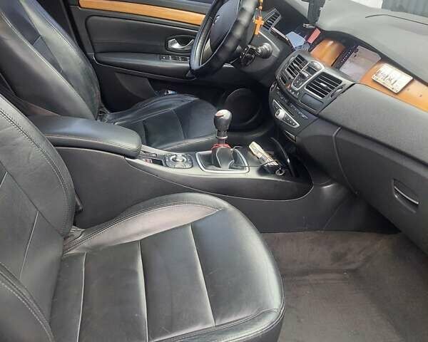 Черный Рено Лагуна, объемом двигателя 2 л и пробегом 344 тыс. км за 5800 $, фото 6 на Automoto.ua