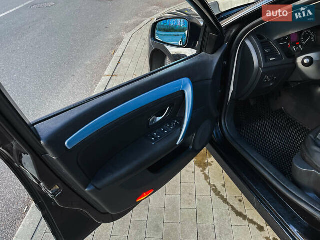 Черный Рено Лагуна, объемом двигателя 1.46 л и пробегом 423 тыс. км за 5800 $, фото 9 на Automoto.ua