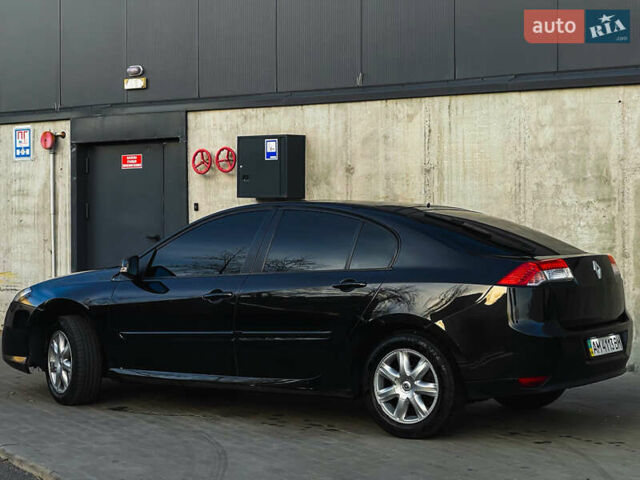 Черный Рено Лагуна, объемом двигателя 1.46 л и пробегом 423 тыс. км за 5800 $, фото 3 на Automoto.ua