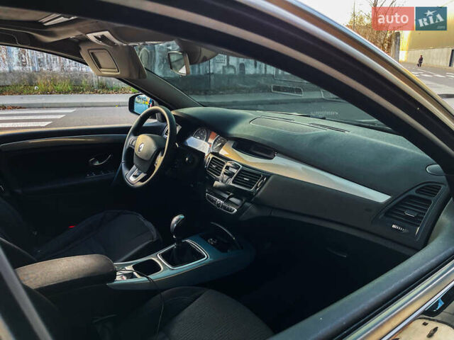 Черный Рено Лагуна, объемом двигателя 1.46 л и пробегом 423 тыс. км за 5800 $, фото 6 на Automoto.ua