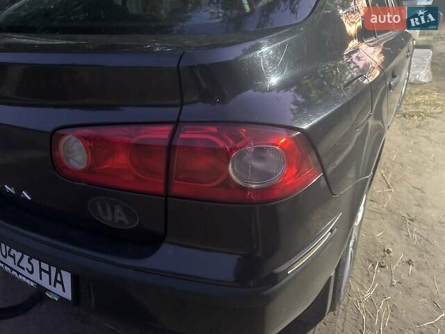 Чорний Рено Лагуна, об'ємом двигуна 1.6 л та пробігом 262 тис. км за 3900 $, фото 6 на Automoto.ua