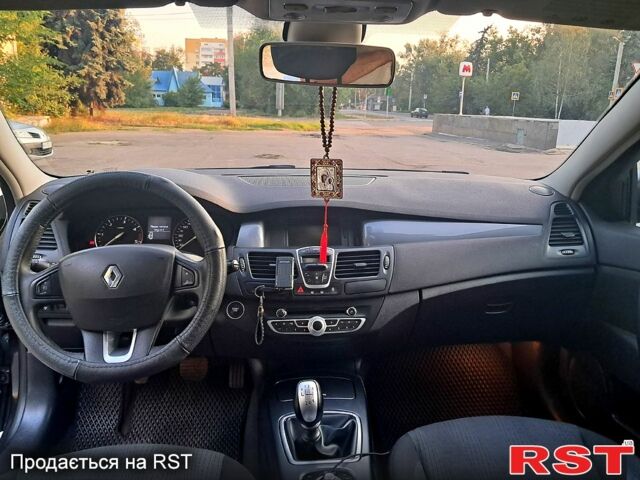 Черный Рено Лагуна, объемом двигателя 1.5 л и пробегом 249 тыс. км за 6700 $, фото 7 на Automoto.ua