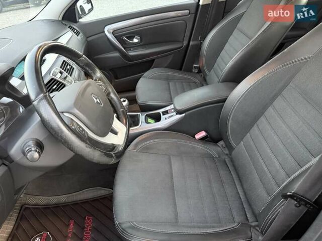 Чорний Рено Лагуна, об'ємом двигуна 2 л та пробігом 250 тис. км за 6700 $, фото 12 на Automoto.ua