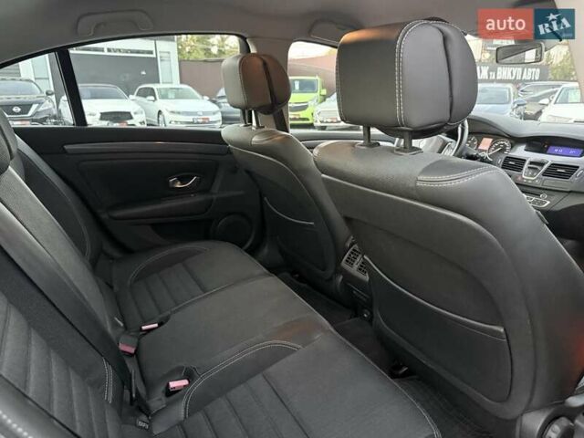Чорний Рено Лагуна, об'ємом двигуна 2 л та пробігом 250 тис. км за 6700 $, фото 25 на Automoto.ua