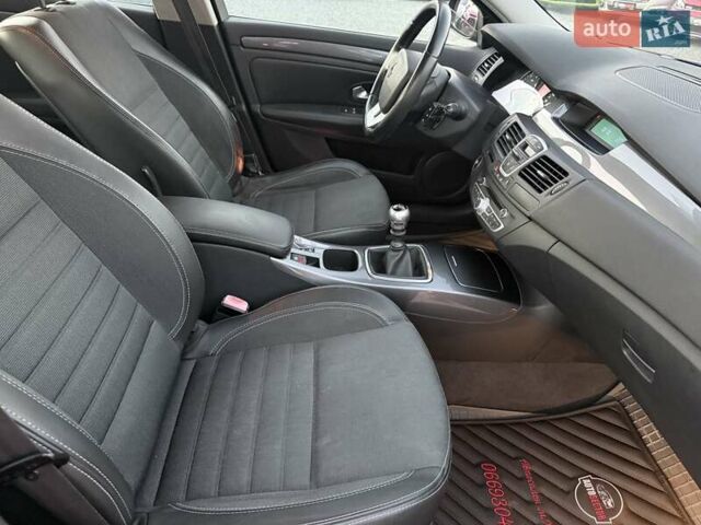 Чорний Рено Лагуна, об'ємом двигуна 2 л та пробігом 250 тис. км за 6700 $, фото 20 на Automoto.ua