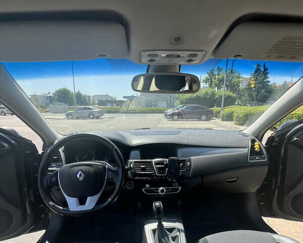 Черный Рено Лагуна, объемом двигателя 1.46 л и пробегом 260 тыс. км за 6200 $, фото 3 на Automoto.ua