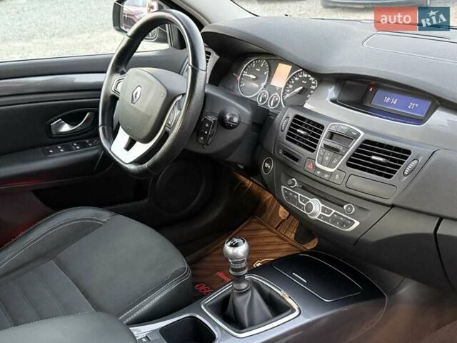 Чорний Рено Лагуна, об'ємом двигуна 2 л та пробігом 250 тис. км за 6700 $, фото 22 на Automoto.ua