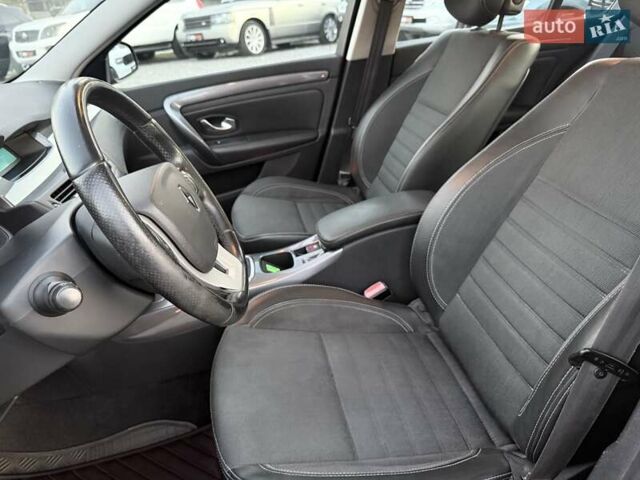 Чорний Рено Лагуна, об'ємом двигуна 2 л та пробігом 250 тис. км за 6700 $, фото 11 на Automoto.ua