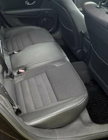 Черный Рено Лагуна, объемом двигателя 1.5 л и пробегом 224 тыс. км за 7000 $, фото 5 на Automoto.ua